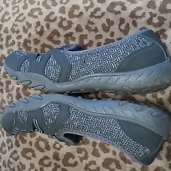 Athletic Works Grey Slip On Tennis Shoes - Picture 4 of 7